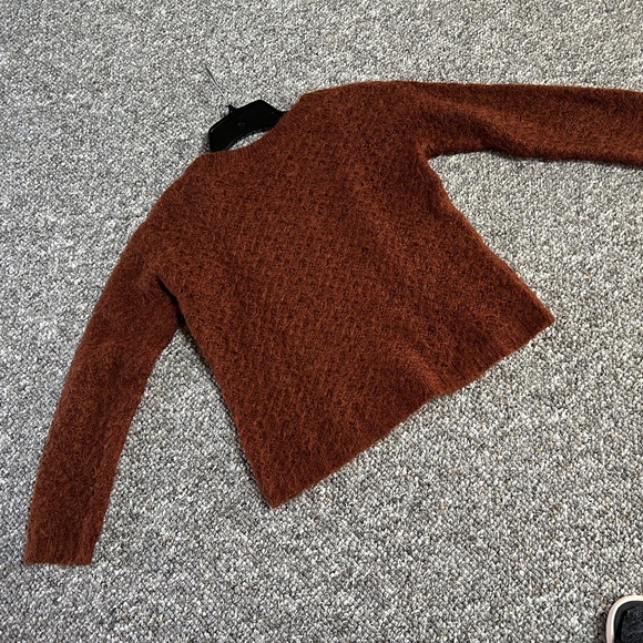 Peruvian Connection Fuzzy Soft Alpaca Blend Open Weave Crewneck Sweater - Picture 2 of 5